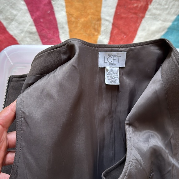 Vintage Ann Taylor LOFT vest, size 6 - Picture 8 of 8